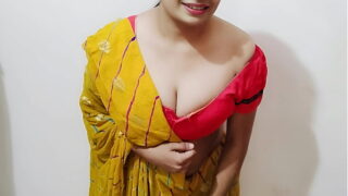 Delhi Big Boobs Aunty Sucks And Standing Doggystyle Fucked Pussy