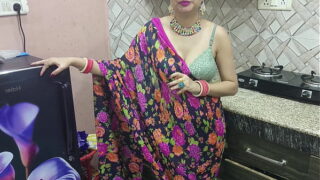 Desi Indian Auntie with Nephewd Fucking At kitchen Hindi audio