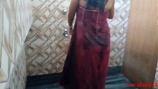 Indian Girlfriend Fucking In A Bathroom with Red Saree By Lover