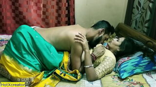 Indian Nepali aunty hot pussy fucking with big dick nephew