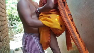 Indian Telugu village girlfriend hard sex with boyfriend