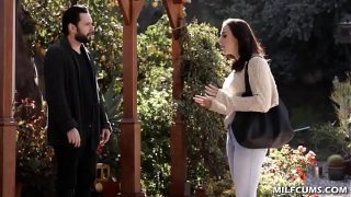 Milf Take a Break with His Bf to Cheat Him – Chanel Preston