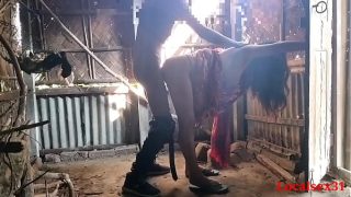 होटल के बथ्रूम्म में भाभी के बूब्स दबाये